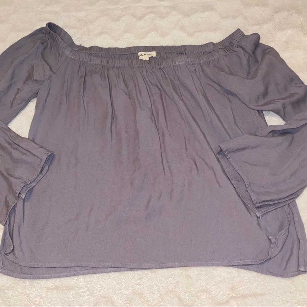 Cloth & stone grey off the shoulder blouse L